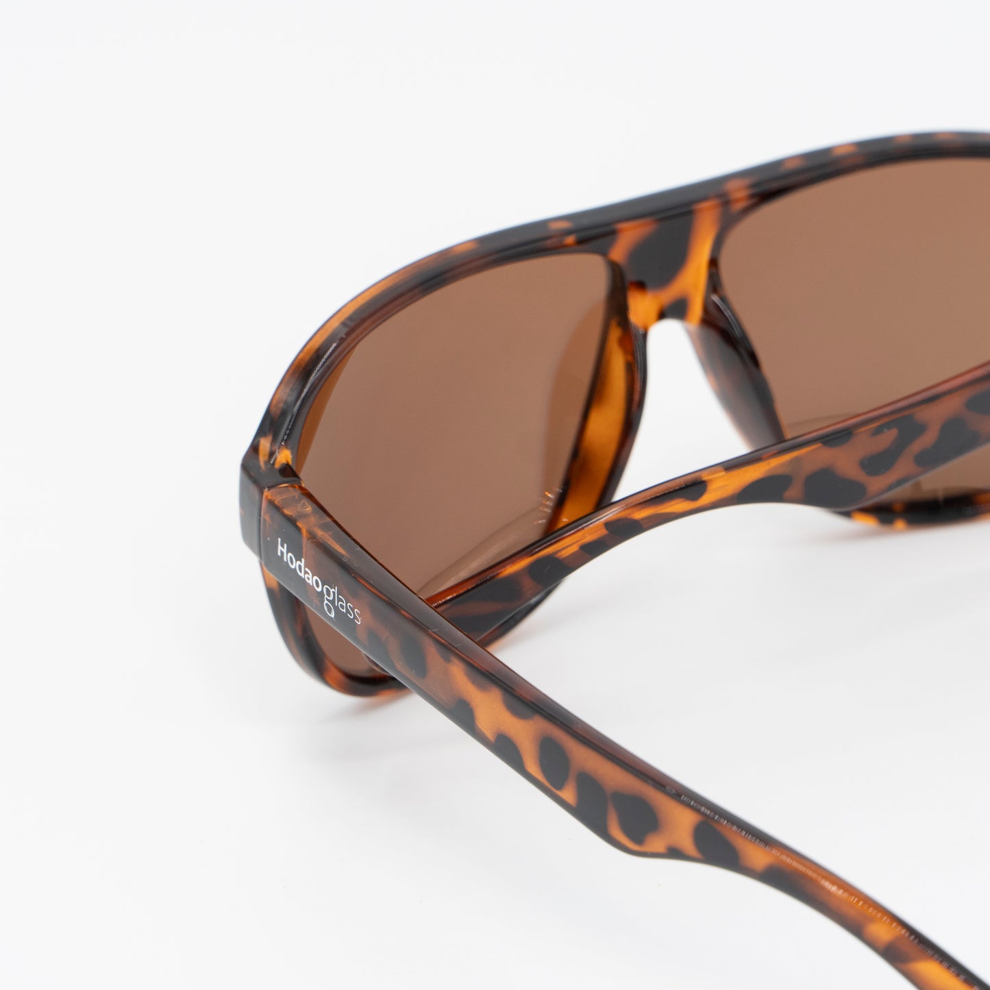 Trendy Floating Polarised Square Sports Sunglasses for Men and Women